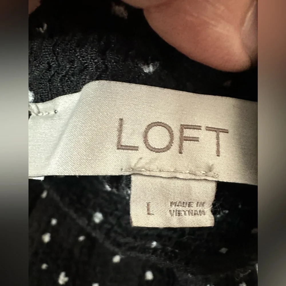 LOFT Dotted knit Puff Sleeve Blouse with Mandarin Collar size  L